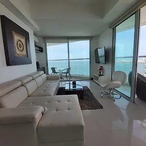 https://luxury-beachfront-apartment-bocagrande.cartagena-hotels.org
